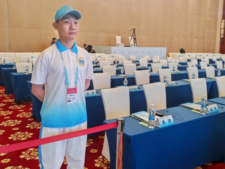 艾弗森贝博ballbet官网青年志愿者为上合作组织人工智能合作论坛提供高效服务_fororder_wps_doc_5